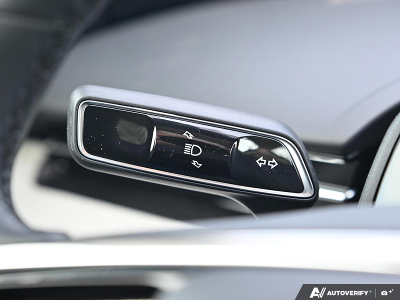 NEW 2026 Lincoln Nautilus Reserve Hybrid - White Platinum Metallic Tri-coat Exterior / MEDIUM LIGHT SPACE GRAY, PREM LTHR-TRIMMED HTD/VENTILATED CAPTAI Interior - $77,796 - Stock #E61037 - VIN 5LMPJ8K47TJ065929 - Photo 16