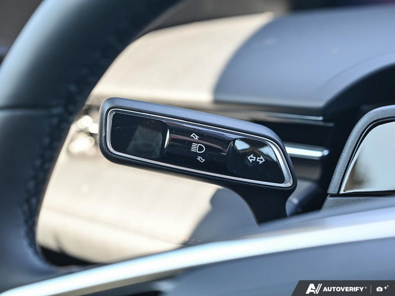 NEW 2026 Lincoln Nautilus Premiere Hybrid - Infinite Black Metallic Clearcoat Exterior / BLACK ONYX, LINCOLN SOFT TOUCH HEATED FRONT CAPTAIN'S CHAIRS Interior - $72,155 - Stock #E61029 - VIN 5LMPJ8J43TJ065931 - Photo 16