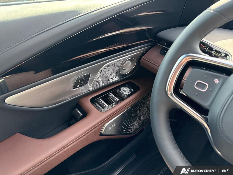 NEW 2026 Lincoln Nautilus Reserve - White Platinum Metallic Tri-coat Exterior / HOT CHOCOLATE, PREMIUM LEATHER-TRIMMED Interior - $79,093 - Stock #E60616 - VIN 5LMPJ8KAXTJ041503 - Photo 17