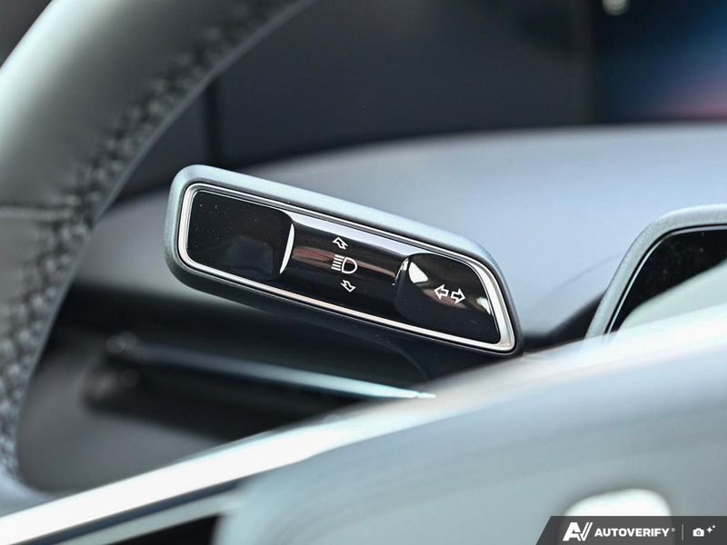 NEW 2026 Lincoln Nautilus Reserve - Red Carpet Exterior / BLACK ONYX/GREY PREM LEATHER SEATS Interior - $74,331 - Stock #E60825 - VIN 5LMPJ8KA1TJ061641 - Photo 16