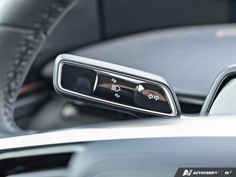 NEW 2026 Lincoln Nautilus Premiere - Gray Matter Met Cc Exterior / ONYX BLACK, LINCOLN SOFT TOUCH HEATED FRONT CAPTAIN'S CHAIRS Interior - $62,238 - Stock #E60829 - VIN 5LMPJ8JA8TJ059953 - Photo 16