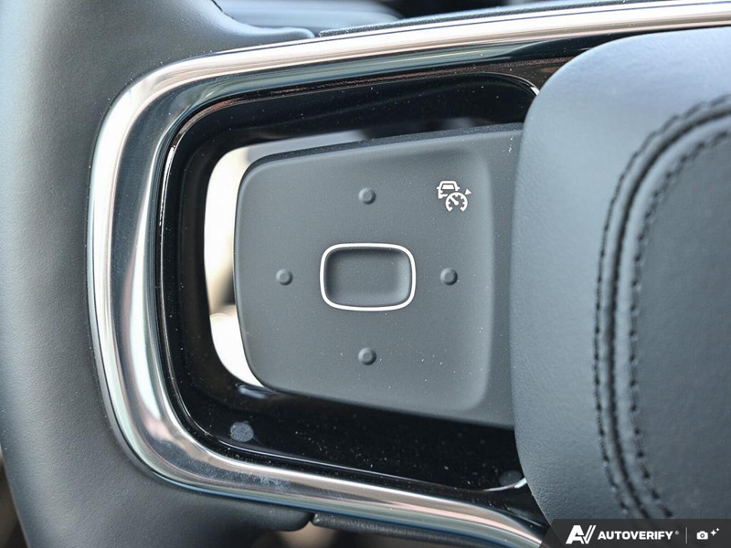 NEW 2026 Lincoln Nautilus Premiere Hybrid - Infinite Black Metallic Clearcoat Exterior / BLACK ONYX, LINCOLN SOFT TOUCH HEATED FRONT CAPTAIN'S CHAIRS Interior - $72,155 - Stock #E61029 - VIN 5LMPJ8J43TJ065931 - Photo 18
