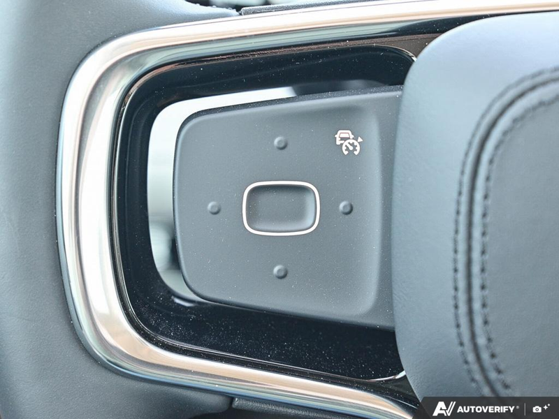 NEW 2026 Lincoln Nautilus Reserve - Gray Matter Met Cc Exterior / MEDIUM LIGHT SPACE GRAY, PREM LTHR-TRIMMED HTD/VENTILATED CAPTAI Interior - $69,409 - Stock #E60826 - VIN 5LMPJ8KA3TJ058188 - Photo 18