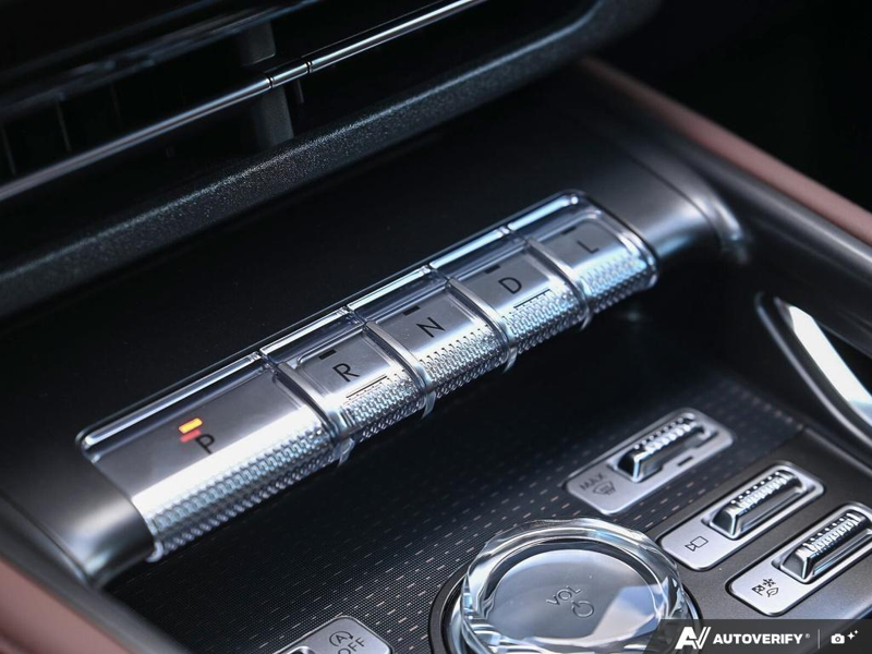 NEW 2026 Lincoln Nautilus Reserve - Infinite Black Metallic Exterior / HOT CHOCOLATE LEATHER Interior - $73,508 - Stock #E60733 - VIN 5LMPJ8KA7TJ052071 - Photo 19