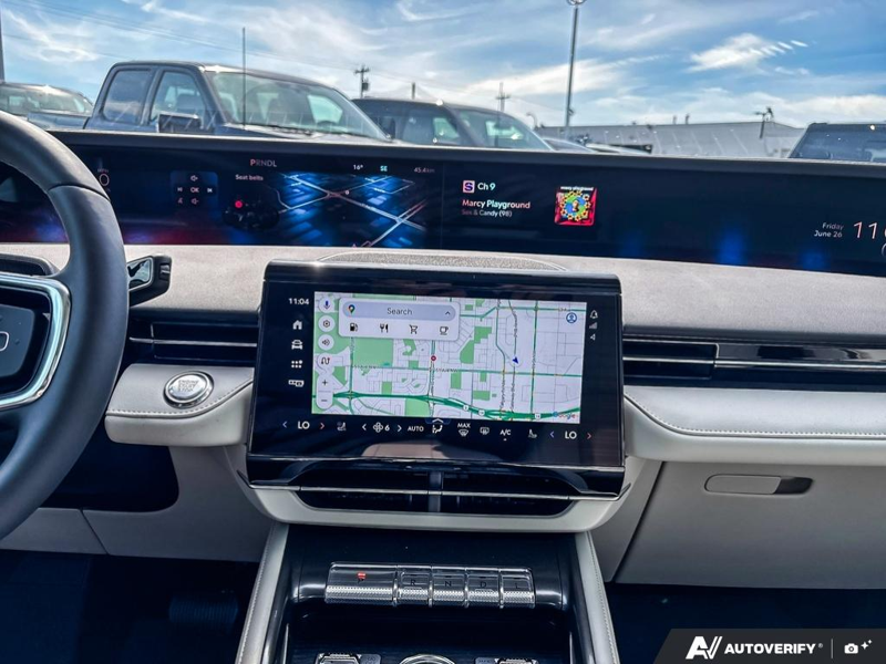 NEW 2026 Lincoln Nautilus Reserve - White Platinum Metallic Tri-coat Exterior / SPACE GRAY LEATHER Interior - $79,093 - Stock #E60484 - VIN 5LMPJ8KA6TJ040073 - Photo 19