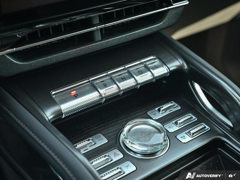NEW 2026 Lincoln Nautilus Reserve Hybrid - Grey Matter Metallic Clearcoat Exterior / BLACK OYNX, PREMIUM LEATHER-TRIMMED HEAT/VENT CAPTAIN'S CHAIRS Interior - $84,409 - Stock #E61030 - VIN 5LMPJ8K49TJ065690 - Photo 19