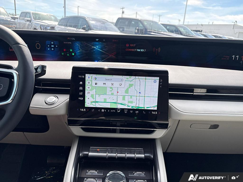 NEW 2026 Lincoln Nautilus Premiere - Gray Matter Met Cc Exterior / MEDIUM LIGHT SPACE GRAY, LINCOLN SOFT TOUCH HEATED FRONT CAPTAIN Interior - $58,534 - Stock #E60742 - VIN 5LMPJ8JA0TJ052124 - Photo 19