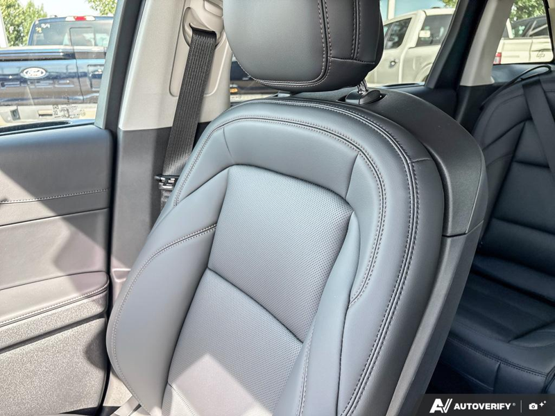 NEW 2026 Lincoln Nautilus Premiere - Gray Matter Met Cc Exterior / ONYX BLACK, LINCOLN SOFT TOUCH HEATED FRONT CAPTAIN'S CHAIRS Interior - $63,284 - Stock #E60741 - VIN 5LMPJ8JA5TJ052054 - Photo 20