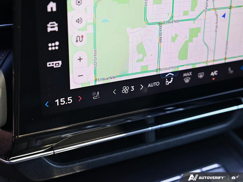 NEW 2026 Lincoln Nautilus Reserve - Red Carpet Exterior / BLACK ONYX/GREY PREM LEATHER SEATS Interior - $74,331 - Stock #E60825 - VIN 5LMPJ8KA1TJ061641 - Photo 19