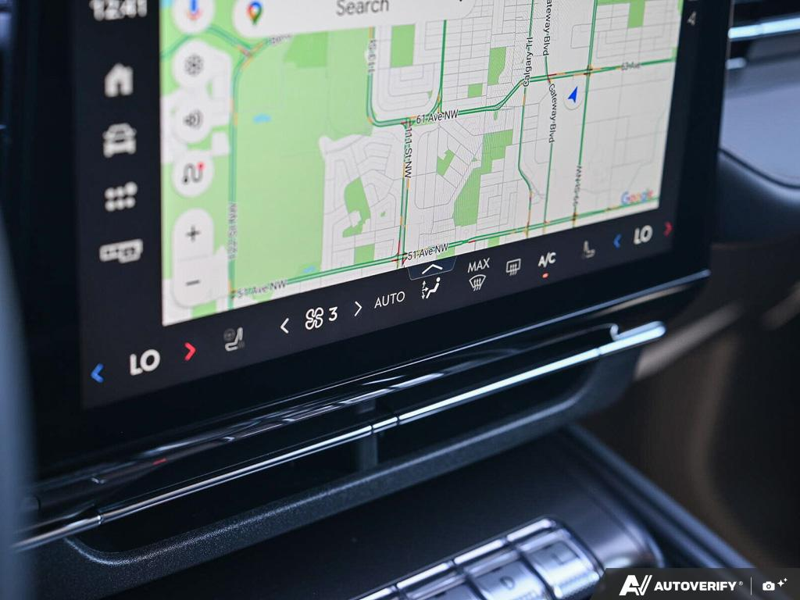 NEW 2026 Lincoln Nautilus Premiere - Silver Radiance Exterior / ONYX BLACK, LINCOLN SOFT TOUCH HEATED FRONT CAPTAIN'S CHAIRS Interior - $65,225 - Stock #E60809 - VIN 5LMPJ8JA9TJ057225 - Photo 20