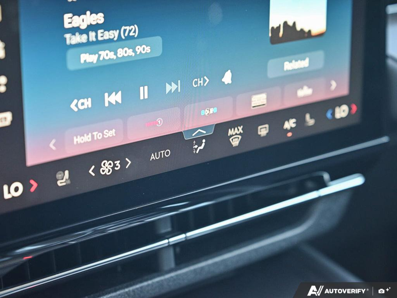 NEW 2026 Lincoln Nautilus Premiere Hybrid - Infinite Black Metallic Clearcoat Exterior / BLACK ONYX, LINCOLN SOFT TOUCH HEATED FRONT CAPTAIN'S CHAIRS Interior - $72,155 - Stock #E61029 - VIN 5LMPJ8J43TJ065931 - Photo 20