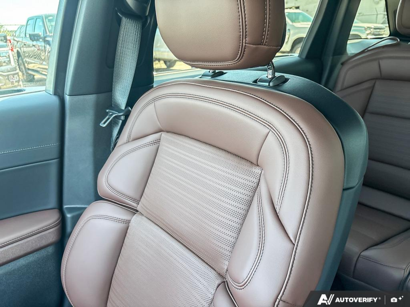 NEW 2026 Lincoln Nautilus Reserve - White Platinum Metallic Tri-coat Exterior / HOT CHOCOLATE, PREMIUM LEATHER-TRIMMED Interior - $74,309 - Stock #E60731 - VIN 5LMPJ8KA5TJ050948 - Photo 20