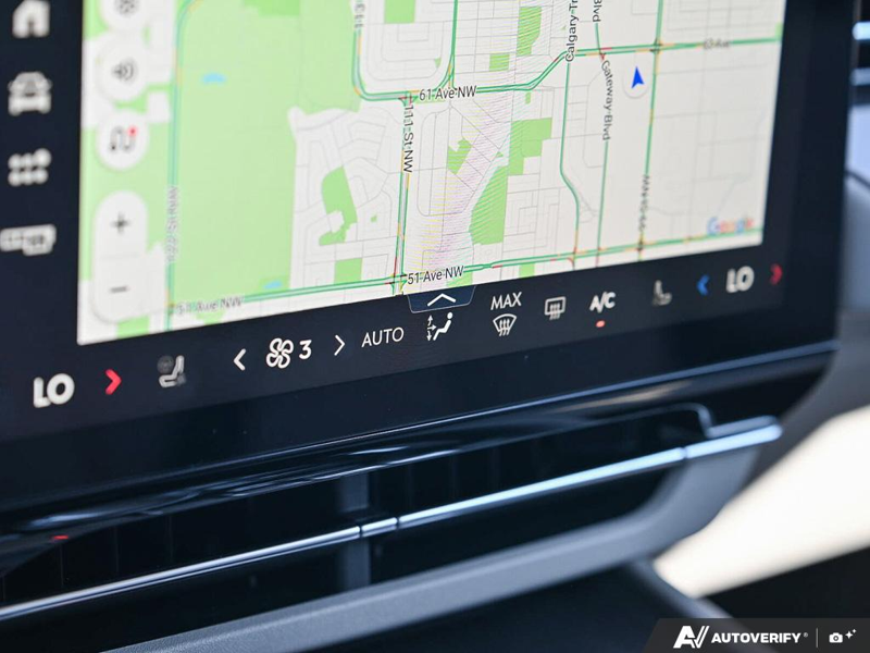 NEW 2026 Lincoln Nautilus Reserve - Gray Matter Met Cc Exterior / MEDIUM LIGHT SPACE GRAY, PREM LTHR-TRIMMED HTD/VENTILATED CAPTAI Interior - $69,409 - Stock #E60826 - VIN 5LMPJ8KA3TJ058188 - Photo 20