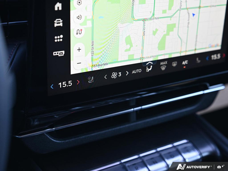 DEMO 2026 Lincoln Nautilus Premiere - White Platinum Metallic Tri-coat Exterior / ONYX BLACK, LINCOLN SOFT TOUCH HEATED FRONT CAPTAIN'S CHAIRS Interior - $60,284 - Stock #E60743 - VIN 5LMPJ8JA2TJ053162 - Photo 20