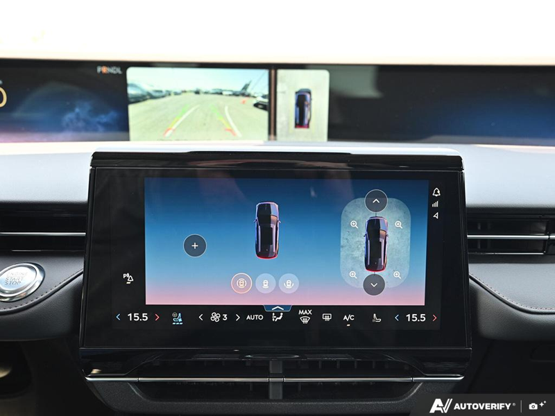 NEW 2026 Lincoln Nautilus Reserve - Infinite Black Metallic Exterior / BLACK ONYX/GREY PREM LEATHER SEATS Interior - $73,508 - Stock #E60822 - VIN 5LMPJ8KA9TJ059345 - Photo 21