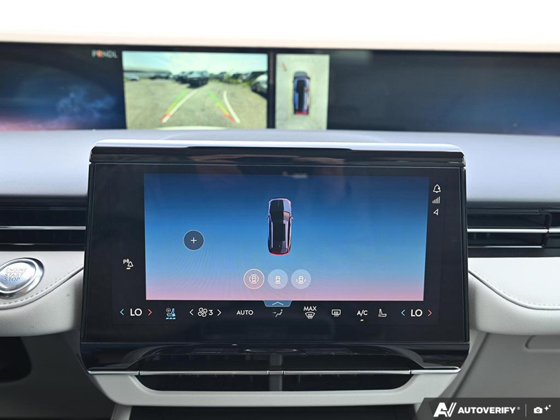 NEW 2026 Lincoln Nautilus Reserve Hybrid - White Platinum Metallic Tri-coat Exterior / MEDIUM LIGHT SPACE GRAY, PREM LTHR-TRIMMED HTD/VENTILATED CAPTAI Interior - $77,796 - Stock #E61037 - VIN 5LMPJ8K47TJ065929 - Photo 21