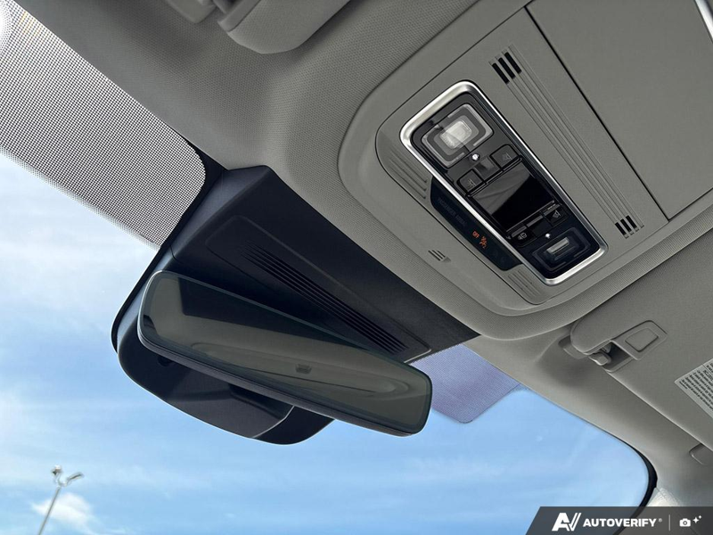 NEW 2026 Lincoln Nautilus Premiere - Gray Matter Met Cc Exterior / MEDIUM LIGHT SPACE GRAY, LINCOLN SOFT TOUCH HEATED FRONT CAPTAIN Interior - $58,534 - Stock #E60742 - VIN 5LMPJ8JA0TJ052124 - Photo 21