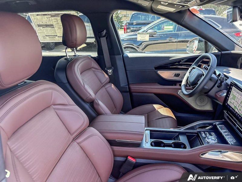 NEW 2026 Lincoln Nautilus Reserve - White Platinum Metallic Tri-coat Exterior / HOT CHOCOLATE, PREMIUM LEATHER-TRIMMED Interior - $74,309 - Stock #E60731 - VIN 5LMPJ8KA5TJ050948 - Photo 22