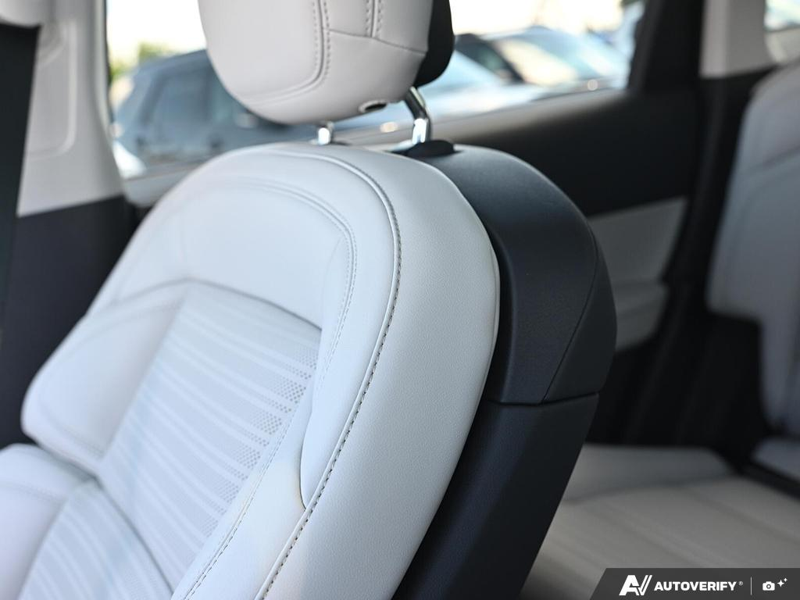 NEW 2026 Lincoln Nautilus Reserve - White Platinum Metallic Tri-coat Exterior / SPACE GRAY LEATHER Interior - $74,909 - Stock #E60481 - VIN 5LMPJ8KA4TJ040072 - Photo 22