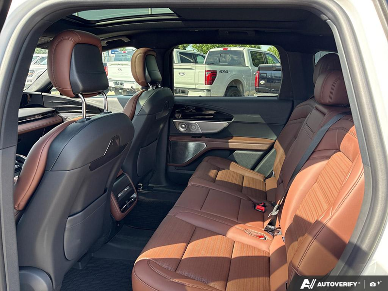 NEW 2026 Lincoln Nautilus Reserve - White Platinum Metallic Tri-coat Exterior / HOT CHOCOLATE, PREMIUM LEATHER-TRIMMED Interior - $79,093 - Stock #E60616 - VIN 5LMPJ8KAXTJ041503 - Photo 23