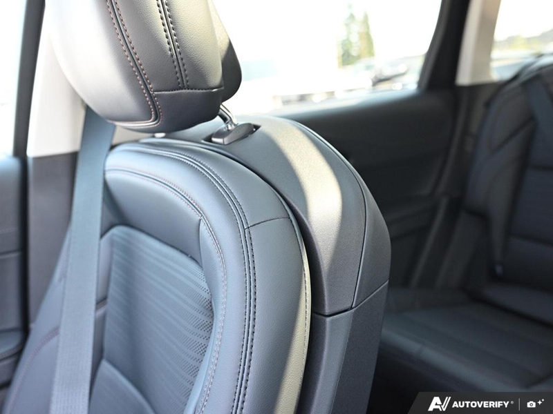 NEW 2026 Lincoln Nautilus Reserve - Infinite Black Metallic Exterior / BLACK ONYX/GREY PREM LEATHER SEATS Interior - $73,508 - Stock #E60822 - VIN 5LMPJ8KA9TJ059345 - Photo 23