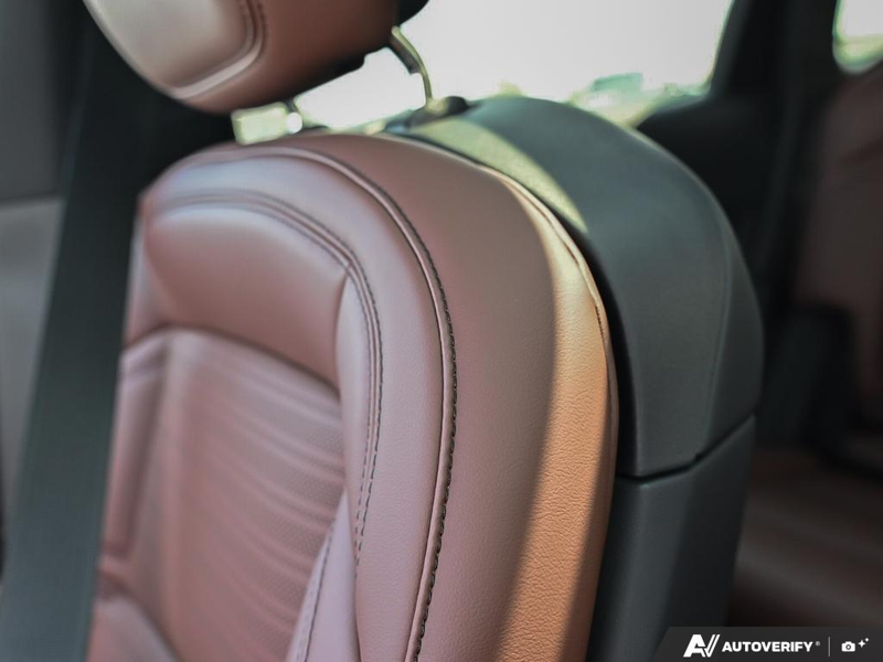 NEW 2026 Lincoln Nautilus Reserve - Gray Matter Met Cc Exterior / HOT CHOCOLATE, PREMIUM LEATHER-TRIMMED Interior - $79,094 - Stock #E60818 - VIN 5LMPJ8KA9TJ057594 - Photo 23
