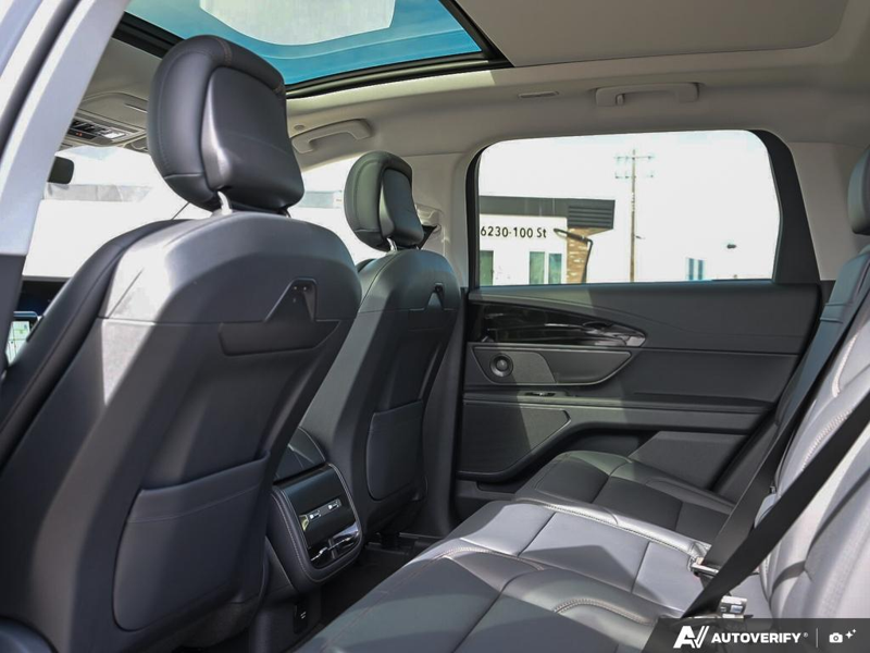 DEMO 2026 Lincoln Nautilus Premiere - Gray Matter Met Cc Exterior / ONYX BLACK, LINCOLN SOFT TOUCH HEATED FRONT CAPTAIN'S CHAIRS Interior - $68,153 - Stock #E60347 - VIN 5LMPJ8JA3TJ034846 - Photo 24