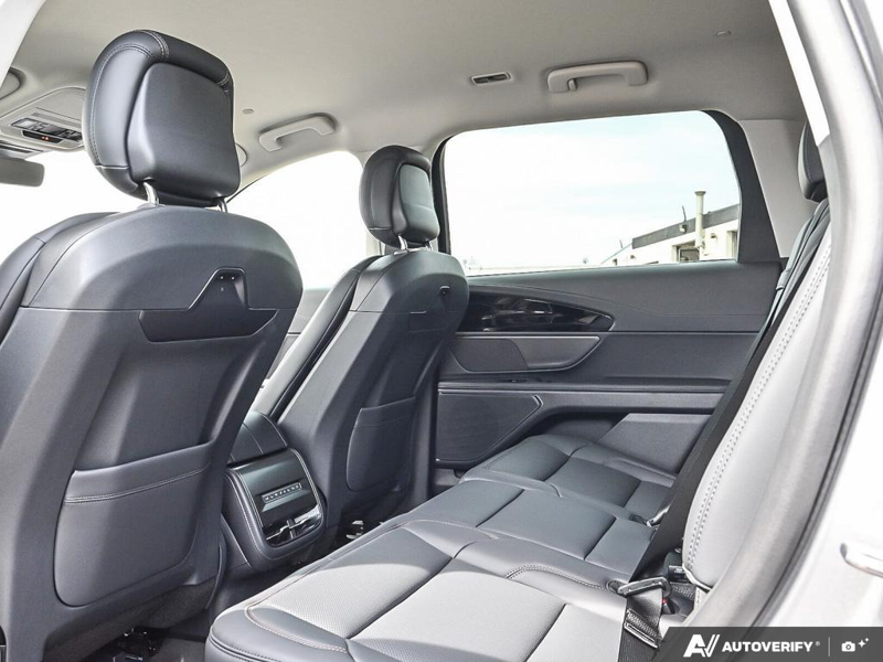 NEW 2026 Lincoln Nautilus Premiere - Silver Radiance Exterior / ONYX BLACK, LINCOLN SOFT TOUCH HEATED FRONT CAPTAIN'S CHAIRS Interior - $61,415 - Stock #E60828 - VIN 5LMPJ8JA8TJ059046 - Photo 24