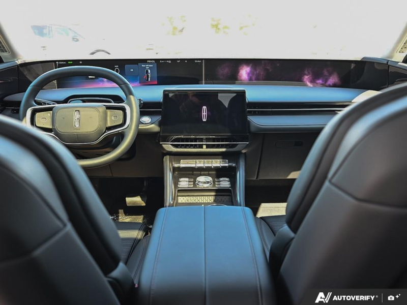 NEW 2026 Lincoln Nautilus Reserve Hybrid - Grey Matter Metallic Clearcoat Exterior / BLACK OYNX, PREMIUM LEATHER-TRIMMED HEAT/VENT CAPTAIN'S CHAIRS Interior - $84,409 - Stock #E61030 - VIN 5LMPJ8K49TJ065690 - Photo 24