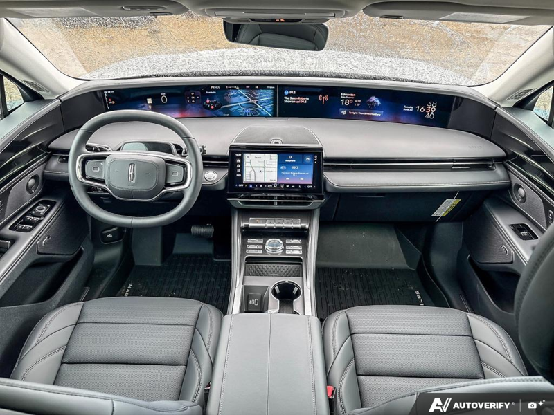 NEW 2026 Lincoln Nautilus Reserve - Gray Matter Met Cc Exterior / BLACK ONYX/GREY PREM LEATHER SEATS Interior - $69,409 - Stock #E60618 - VIN 5LMPJ8KA1TJ046752 - Photo 24