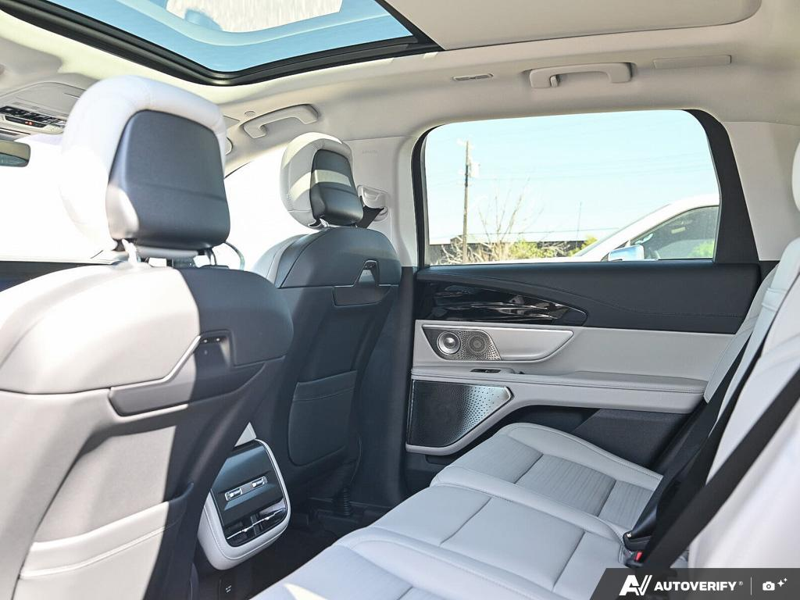 NEW 2026 Lincoln Nautilus Reserve - Gray Matter Met Cc Exterior / SPACE GRAY LEATHER Interior - $74,909 - Stock #E60819 - VIN 5LMPJ8KA0TJ057595 - Photo 24
