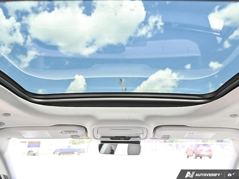 NEW 2026 Lincoln Nautilus Premiere - White Platinum Metallic Tri-coat Exterior / MEDIUM LIGHT SPACE GRAY, LINCOLN SOFT TOUCH HEATED FRONT CAPTAIN Interior - $60,434 - Stock #E60728 - VIN 5LMPJ8JA0TJ050664 - Photo 26