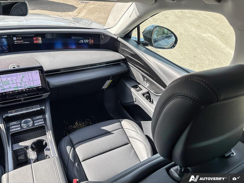 NEW 2026 Lincoln Nautilus Premiere - Gray Matter Met Cc Exterior / ONYX BLACK, LINCOLN SOFT TOUCH HEATED FRONT CAPTAIN'S CHAIRS Interior - $63,284 - Stock #E60741 - VIN 5LMPJ8JA5TJ052054 - Photo 25