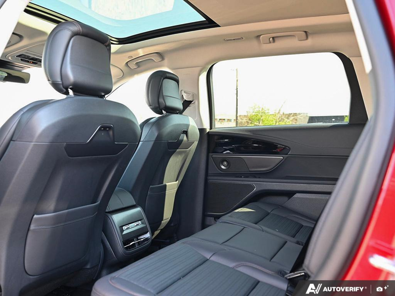 NEW 2026 Lincoln Nautilus Reserve - Red Carpet Exterior / BLACK ONYX/GREY PREM LEATHER SEATS Interior - $74,331 - Stock #E60825 - VIN 5LMPJ8KA1TJ061641 - Photo 24