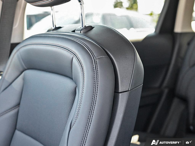 NEW 2026 Lincoln Nautilus Premiere - Gray Matter Met Cc Exterior / ONYX BLACK, LINCOLN SOFT TOUCH HEATED FRONT CAPTAIN'S CHAIRS Interior - $62,238 - Stock #E60829 - VIN 5LMPJ8JA8TJ059953 - Photo 24