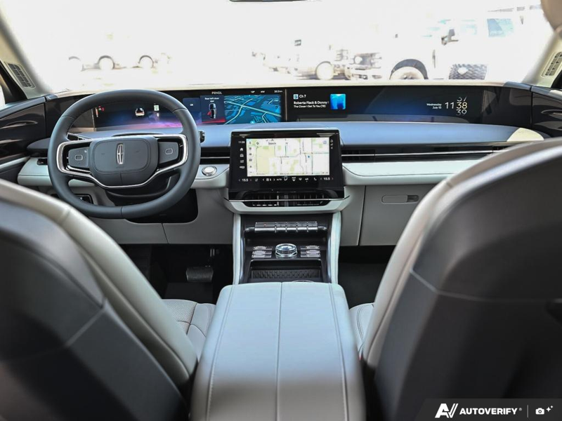 NEW 2026 Lincoln Nautilus Premiere - White Platinum Metallic Tri-coat Exterior / MEDIUM LIGHT SPACE GRAY, LINCOLN SOFT TOUCH HEATED FRONT CAPTAIN Interior - $62,238 - Stock #E60827 - VIN 5LMPJ8JA0TJ057047 - Photo 25