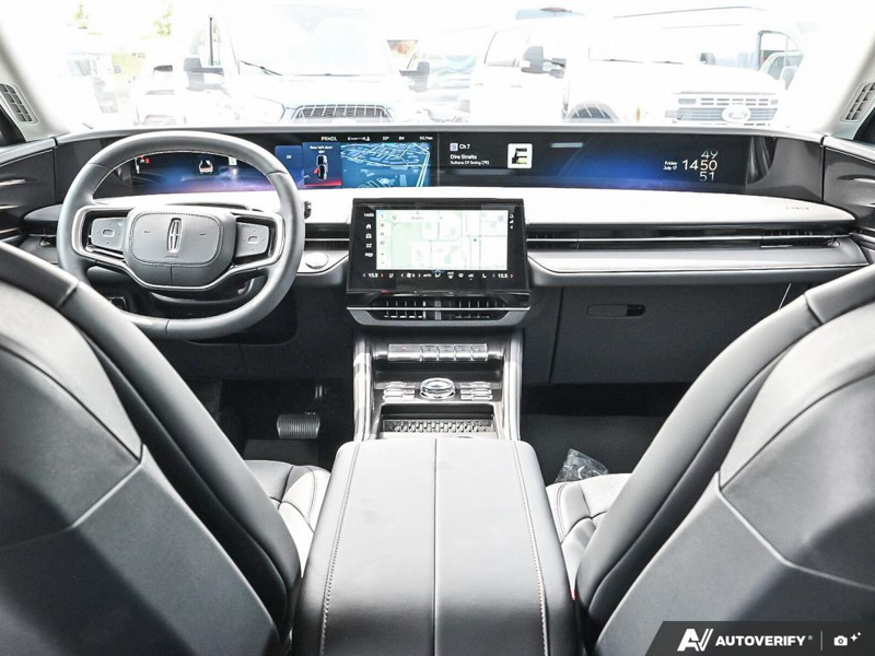 NEW 2026 Lincoln Nautilus Premiere - Silver Radiance Exterior / ONYX BLACK, LINCOLN SOFT TOUCH HEATED FRONT CAPTAIN'S CHAIRS Interior - $61,415 - Stock #E60828 - VIN 5LMPJ8JA8TJ059046 - Photo 25