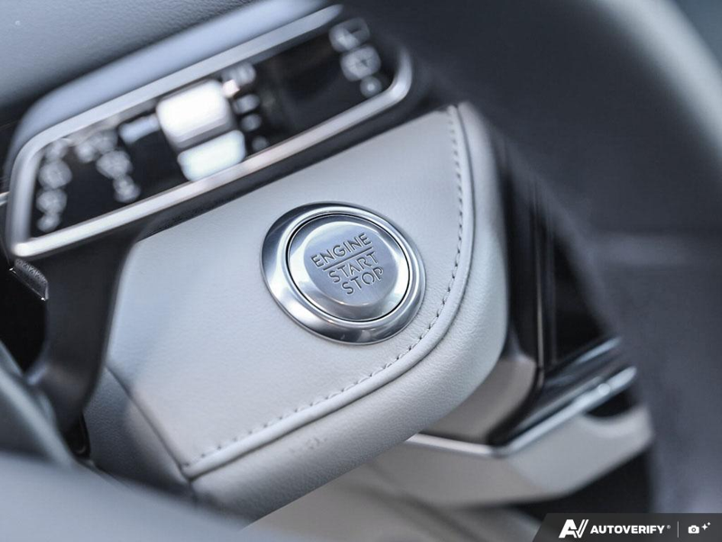 DEMO 2026 Lincoln Nautilus Premiere - Infinite Black Metallic Exterior / MEDIUM LIGHT SPACE GRAY, LINCOLN SOFT TOUCH HEATED FRONT CAPTAIN Interior - $59,334 - Stock #E60737 - VIN 5LMPJ8JA4TJ049694 - Photo 25