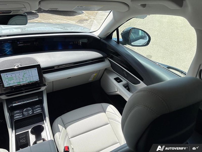 NEW 2026 Lincoln Nautilus Premiere - Gray Matter Met Cc Exterior / MEDIUM LIGHT SPACE GRAY, LINCOLN SOFT TOUCH HEATED FRONT CAPTAIN Interior - $58,534 - Stock #E60742 - VIN 5LMPJ8JA0TJ052124 - Photo 25
