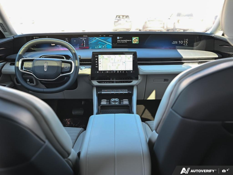 NEW 2026 Lincoln Nautilus Reserve - White Platinum Metallic Tri-coat Exterior / SPACE GRAY LEATHER Interior - $74,909 - Stock #E60815 - VIN 5LMPJ8KA0TJ058018 - Photo 25