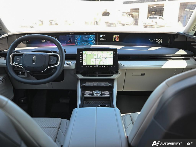 NEW 2026 Lincoln Nautilus Premiere - White Platinum Metallic Tri-coat Exterior / MEDIUM LIGHT SPACE GRAY, LINCOLN SOFT TOUCH HEATED FRONT CAPTAIN Interior - $58,409 - Stock #E60623 - VIN 5LMPJ8JA1TJ046803 - Photo 25