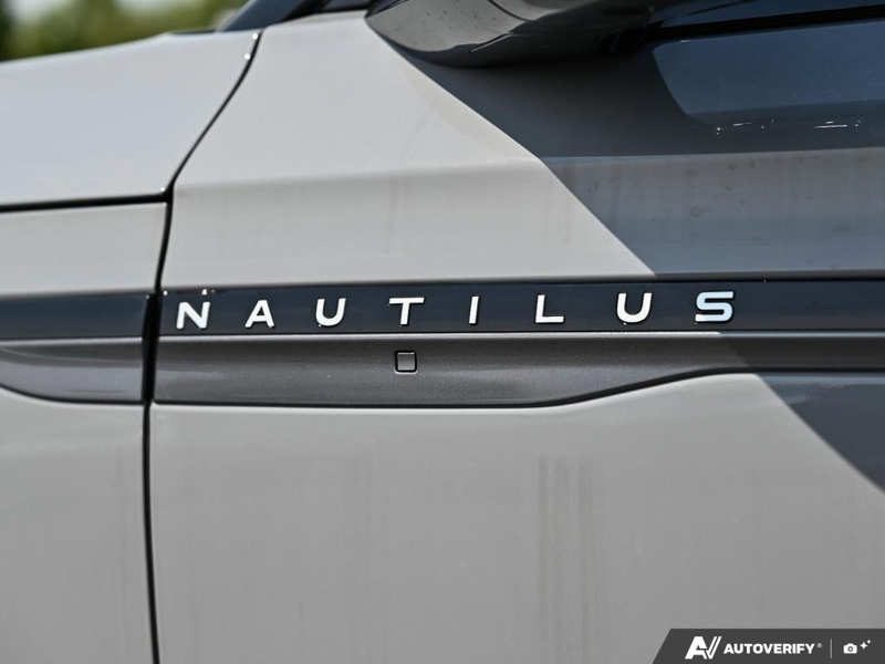 NEW 2026 Lincoln Nautilus Reserve - Gray Matter Met Cc Exterior / HOT CHOCOLATE, PREMIUM LEATHER-TRIMMED Interior - $79,094 - Stock #E60818 - VIN 5LMPJ8KA9TJ057594 - Photo 26