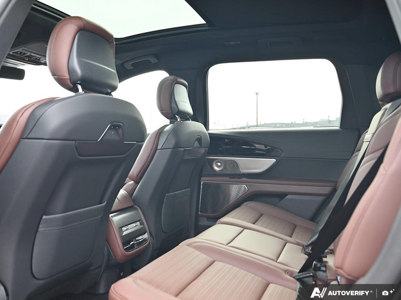 NEW 2026 Lincoln Nautilus Reserve Hybrid - Infinite Black Metallic Clearcoat Exterior / HOT CHOCOLATE, PREMIUM LEATHER-TRIMMED HEAT/VENT CAPTAIN'S CHAIR Interior - $83,586 - Stock #E61026 - VIN 5LMPJ8K43TJ064650 - Photo 25