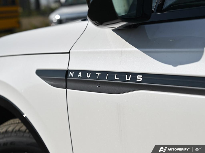 NEW 2026 Lincoln Nautilus Reserve Hybrid - White Platinum Metallic Tri-coat Exterior / MEDIUM LIGHT SPACE GRAY, PREMIUM LEATHER-TRIMMED HEAT/VENT CAPTA Interior - $84,258 - Stock #E61032 - VIN 5LMPJ8K43TJ066799 - Photo 26