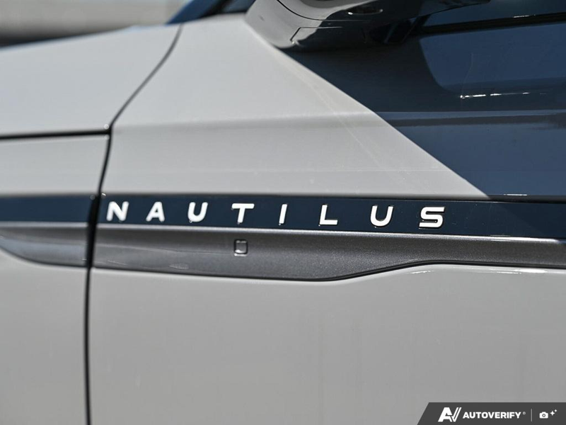 NEW 2026 Lincoln Nautilus Reserve - Gray Matter Met Cc Exterior / MEDIUM LIGHT SPACE GRAY, PREM LTHR-TRIMMED HTD/VENTILATED CAPTAI Interior - $69,409 - Stock #E60826 - VIN 5LMPJ8KA3TJ058188 - Photo 26