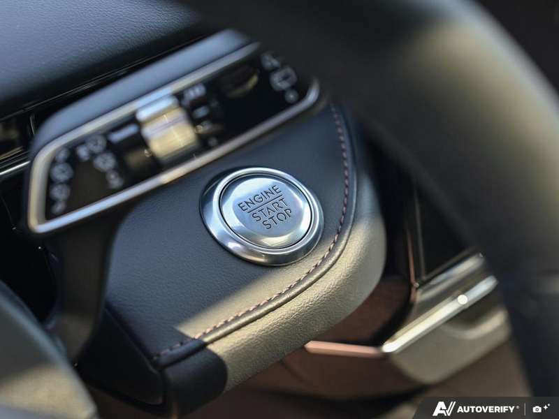 NEW 2026 Lincoln Nautilus Reserve Hybrid - Grey Matter Metallic Clearcoat Exterior / BLACK OYNX, PREMIUM LEATHER-TRIMMED HEAT/VENT CAPTAIN'S CHAIRS Interior - $84,409 - Stock #E61030 - VIN 5LMPJ8K49TJ065690 - Photo 27
