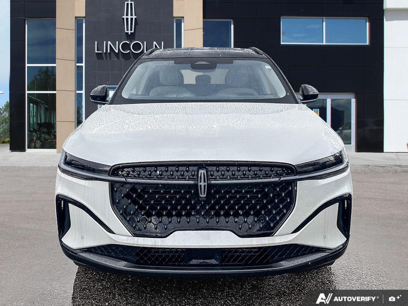 NEW 2026 Lincoln Nautilus Reserve - White Platinum Metallic Tri-coat Exterior / SPACE GRAY LEATHER Interior - $80,659 - Stock #E60483 - VIN 5LMPJ8KA8TJ039152 - Photo 2
