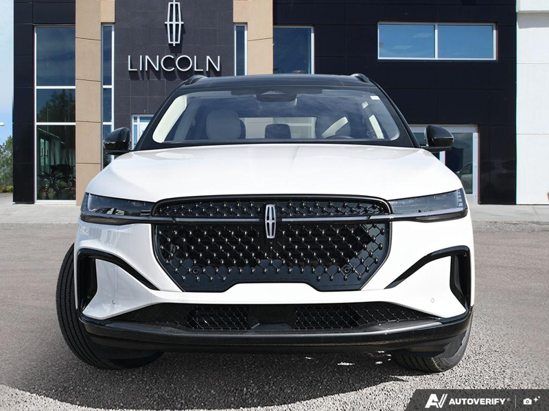 NEW 2026 Lincoln Nautilus Reserve Hybrid - White Platinum Metallic Tri-coat Exterior / MEDIUM LIGHT SPACE GRAY, PREMIUM LEATHER-TRIMMED HEAT/VENT CAPTA Interior - $84,258 - Stock #E61032 - VIN 5LMPJ8K43TJ066799 - Photo 2