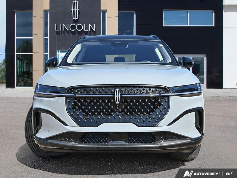 NEW 2026 Lincoln Nautilus Reserve Hybrid - Grey Matter Metallic Clearcoat Exterior / BLACK OYNX, PREMIUM LEATHER-TRIMMED HEAT/VENT CAPTAIN'S CHAIRS Interior - $84,409 - Stock #E61030 - VIN 5LMPJ8K49TJ065690 - Photo 2