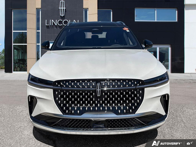 NEW 2026 Lincoln Nautilus Reserve - White Platinum Metallic Tri-coat Exterior / HOT CHOCOLATE, PREMIUM LEATHER-TRIMMED Interior - $74,309 - Stock #E60731 - VIN 5LMPJ8KA5TJ050948 - Photo 2